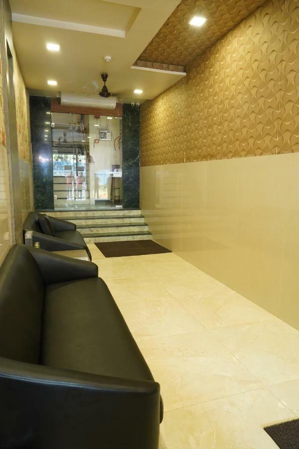 Hotel Sharda Residency Bombay Exterior foto